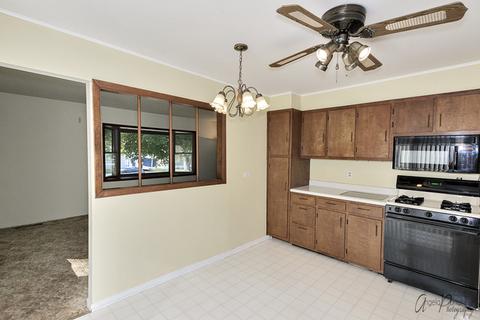 4814 Prairie Ave, Mchenry, IL 60050 photo 4