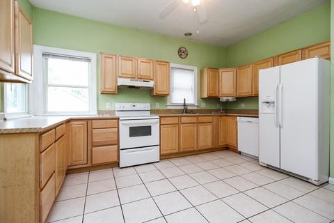 1292 S 6th Ave, Kankakee, IL 60901 photo 3