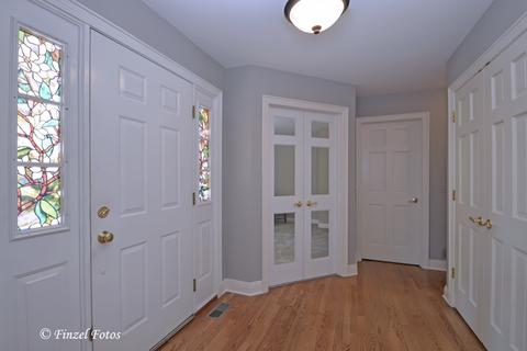 295 Stonegate Rd, Trout Valley, IL 60013 photo 8