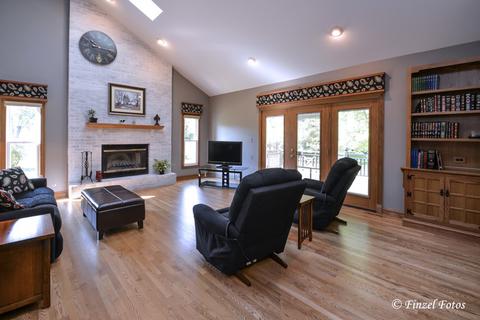 295 Stonegate Rd, Trout Valley, IL 60013 photo 3