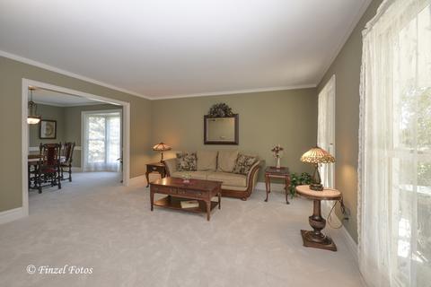 295 Stonegate Rd, Trout Valley, IL 60013 photo 9