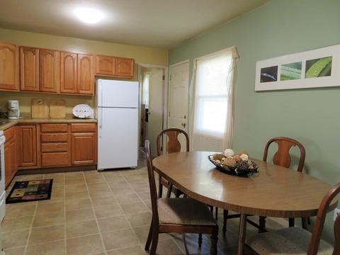 1712 Crescent Dr, Champaign, IL 61821 photo 6