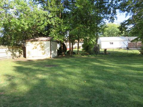 1712 Crescent Dr, Champaign, IL 61821 photo 15