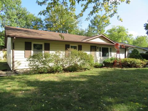 1712 Crescent Dr, Champaign, IL 61821 photo 2