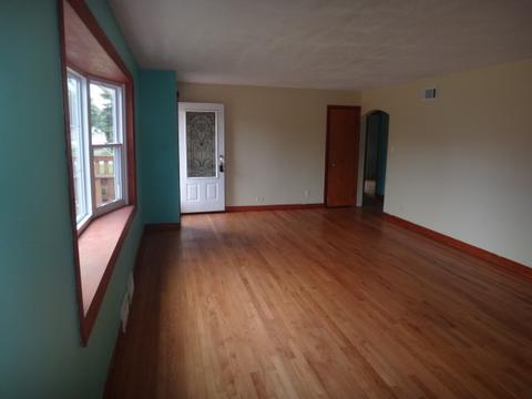 7244 Sholer Ave, Bridgeview, IL 60455 photo 2