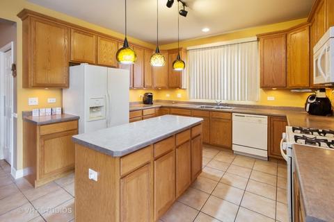 6304 Sonora Ct, Plainfield, IL 60586 photo 3