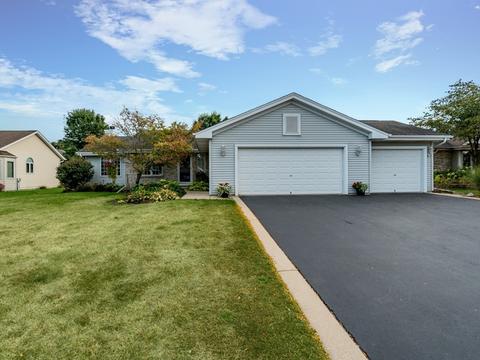 6893 Hartwig Dr, Cherry Valley, IL 61016 photo 2