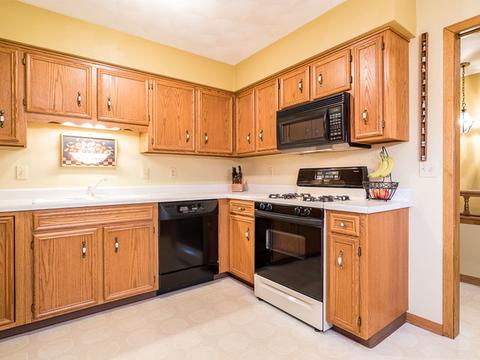 6893 Hartwig Dr, Cherry Valley, IL 61016 photo 6