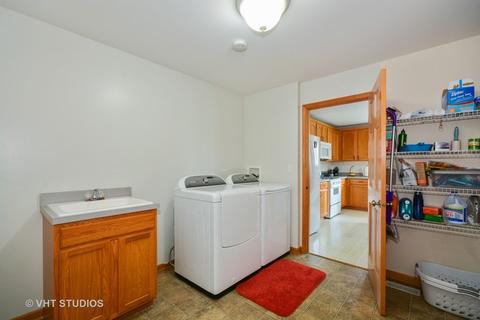 1011 Wise St, Elburn, IL 60119 photo 17