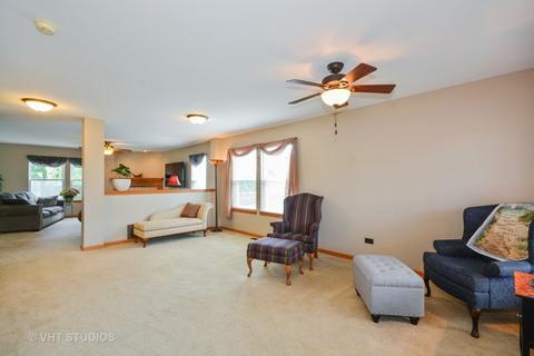 1011 Wise St, Elburn, IL 60119 photo 3