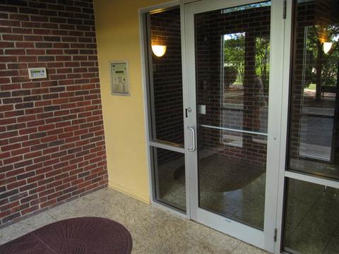 8030 Riverwalk Dr #6B, Lyons, IL 60534 photo 4