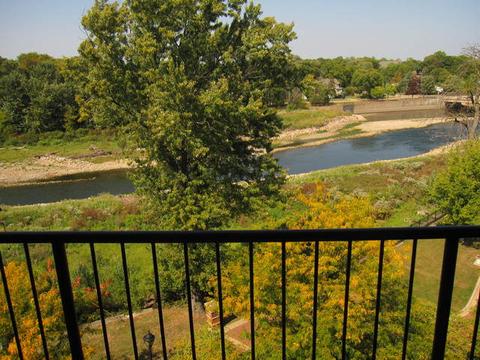 8030 Riverwalk Dr #6B, Lyons, IL 60534 photo 20