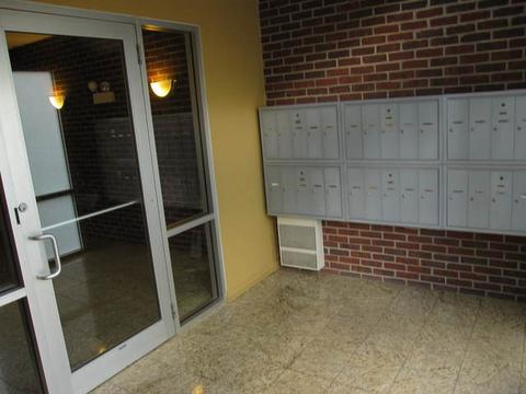 8030 Riverwalk Dr #6B, Lyons, IL 60534 photo 3