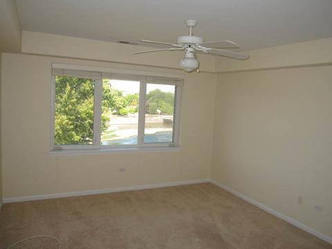 8030 Riverwalk Dr #6B, Lyons, IL 60534 photo 15