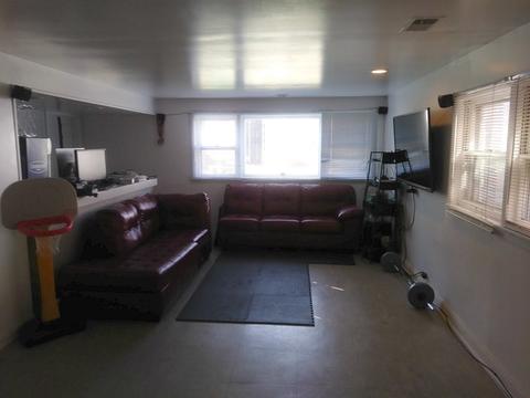 9434 S Lowe Ave, Chicago, IL 60620 photo 10