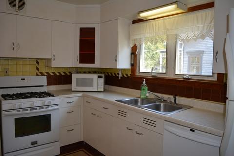 220 E Main St, Genoa, IL 60135 photo 17