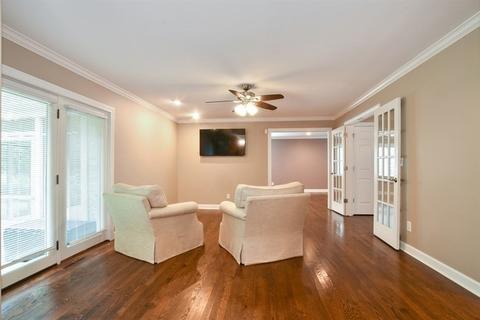 1067 Valley Rd, Lake Forest, IL 60045 photo 5