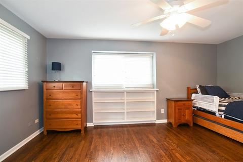 1067 Valley Rd, Lake Forest, IL 60045 photo 11