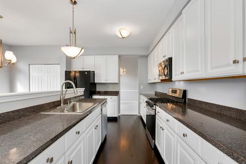 7575 Melon Ct, Gurnee, IL 60031 photo 8