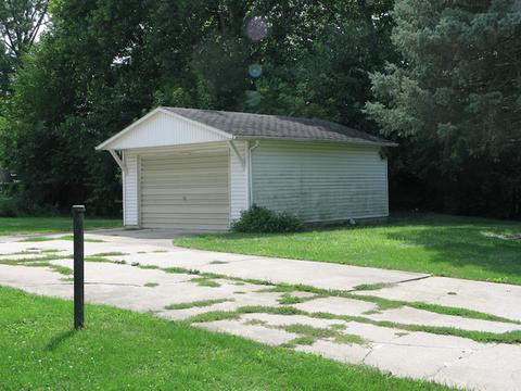 200 Oak St, Spring Valley, IL 61362 photo 4
