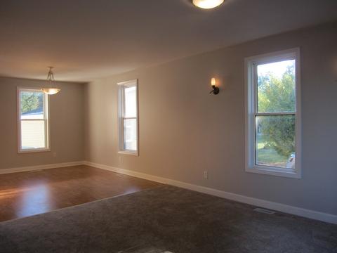 110 E Dearborn St, Plano, IL 60545 photo 3