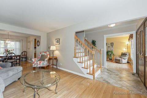 736 Bayberry Dr, Bartlett, IL 60103 photo 4