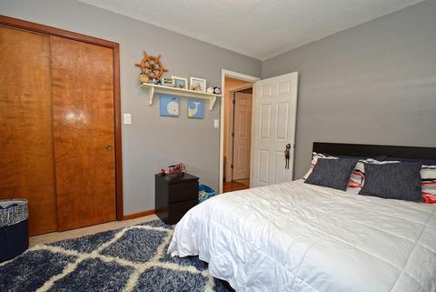 615 E 2nd St, Lockport, IL 60441 photo 9