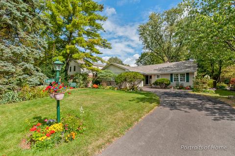 1017 Eddy Ct, Wheaton, IL 60187 photo 2
