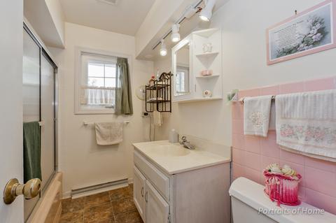1017 Eddy Ct, Wheaton, IL 60187 photo 14