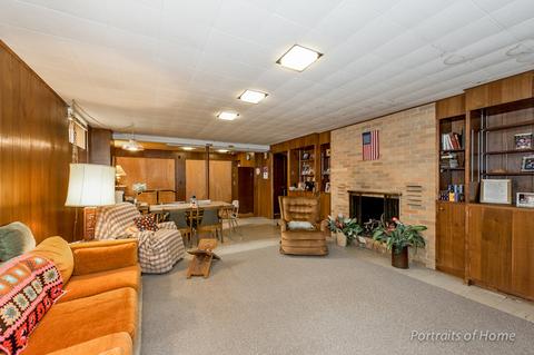 1017 Eddy Ct, Wheaton, IL 60187 photo 10