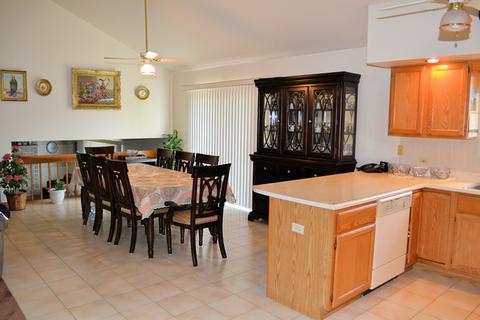 19285 Maple St, Lansing, IL 60438 photo 8