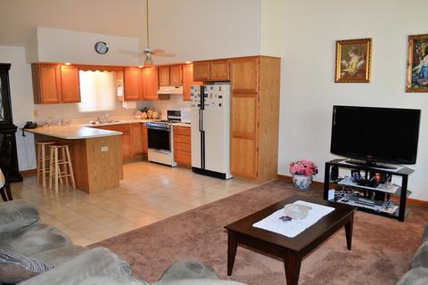 19285 Maple St, Lansing, IL 60438 photo 13