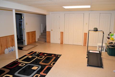 19285 Maple St, Lansing, IL 60438 photo 19