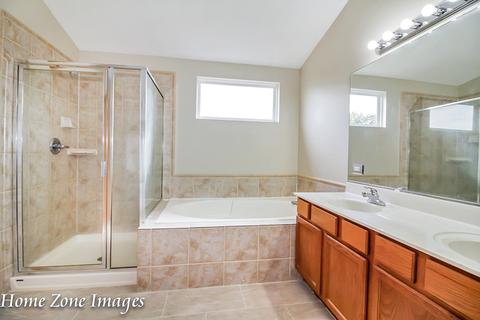 2716 Stonebridge Dr, Plainfield, IL 60586 photo 13