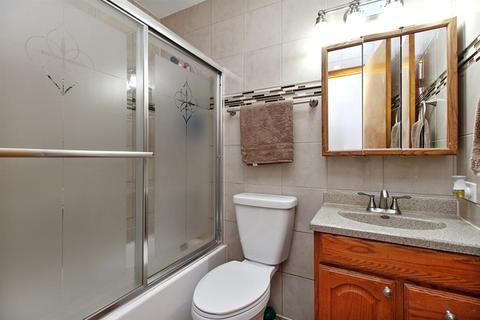 17505 Maple Ave, Lansing, IL 60438 photo 7
