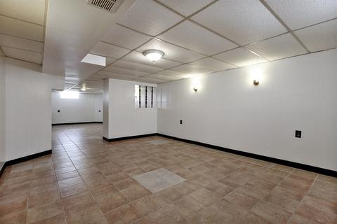 17505 Maple Ave, Lansing, IL 60438 photo 9