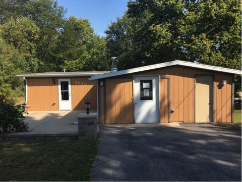 2040 E Old Pine Bluff Rd, Morris, IL 60450 photo 1