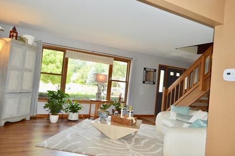 1502 N Scully Dr, Mchenry, IL 60050 photo 2
