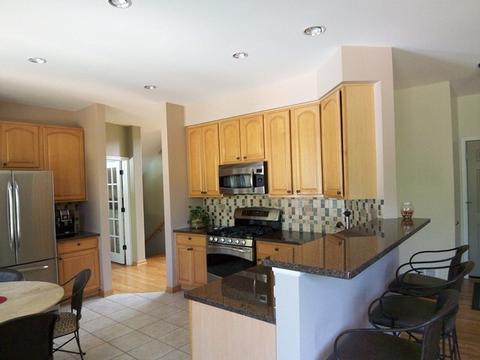 1816 Avalon Dr, Wheeling, IL 60090 photo 5