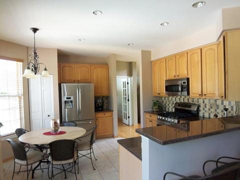 1816 Avalon Dr, Wheeling, IL 60090 photo 7