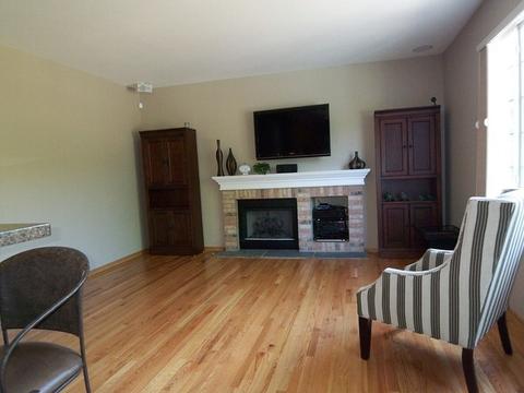1816 Avalon Dr, Wheeling, IL 60090 photo 9