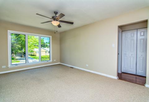 3705 Holly Ln, Rolling Meadows, IL 60008 photo 5