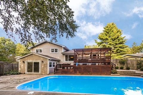 512 Colonial Ct, Algonquin, IL 60102 photo 24