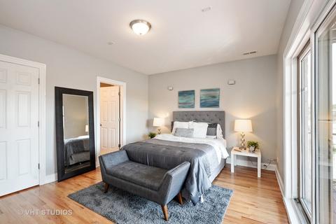 527 E Bowen Ave #2, Chicago, IL 60653 photo 8
