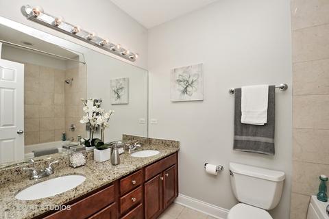 527 E Bowen Ave #2, Chicago, IL 60653 photo 10