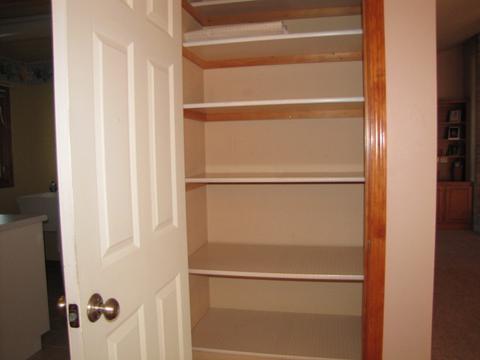 17 N Prairieview Ave, Tuscola, IL 61953 photo 9