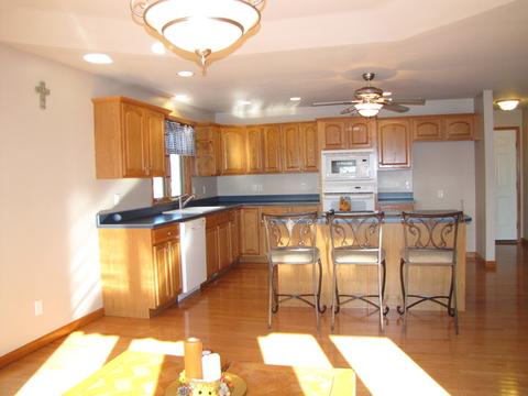 17 N Prairieview Ave, Tuscola, IL 61953 photo 6