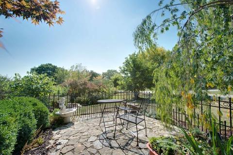 6401 Plainview Rd, Gurnee, IL 60031 photo 3