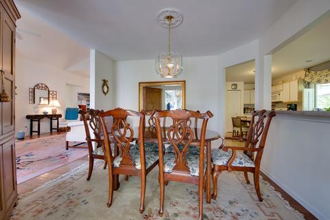 6401 Plainview Rd, Gurnee, IL 60031 photo 10