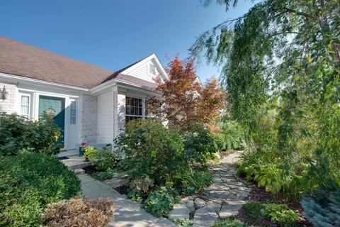 6401 Plainview Rd, Gurnee, IL 60031 photo 2